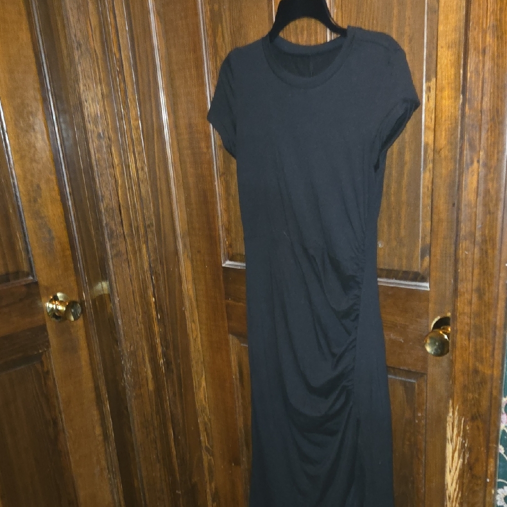 Elegant Black Maxi Dress